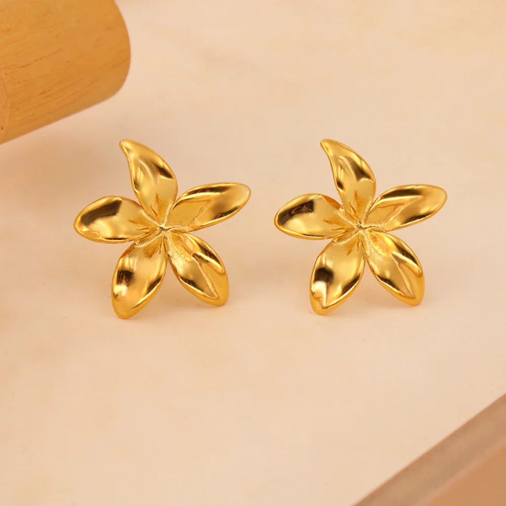 Flora Earrings in Gold