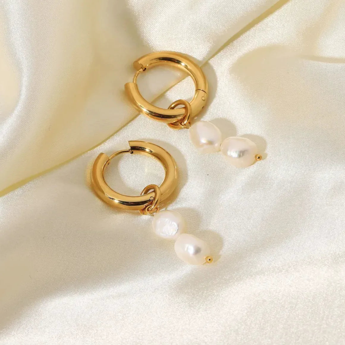 May Pearl Earrings